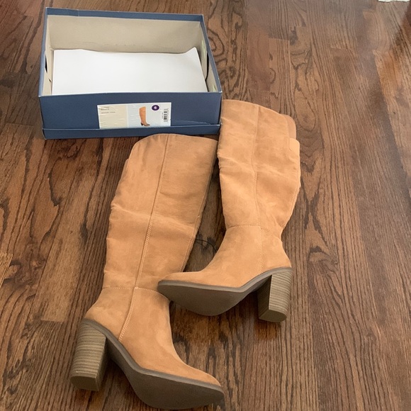 Universal Thread Shoes - Women’s tall boots